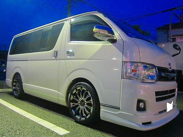 18インチ ロクサーニ バトルシップ ハイエース