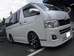 クリムソン MG ビースト 16インチ - ハイエース (200系) 200系