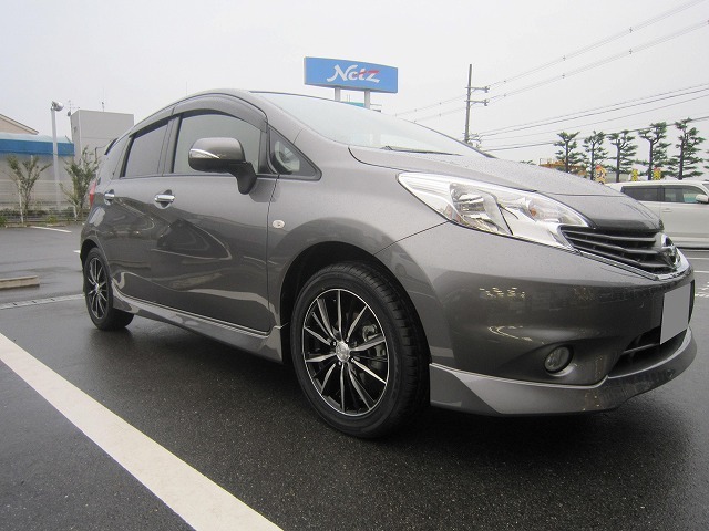 ニッサン ノート ウェッズ レオニス Vx 装着写真から選んでショッピング カーポートマルゼン公式サイト アルミホイールとタイヤの専門店
