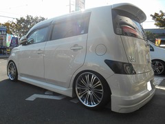 トヨタ bB  AME(KYOHO) シャレン XS-20 17インチ(7.0J) ダイヤモンド 