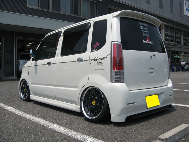 ☆点灯OK☆ ワゴンR MH22S MH21S 社外 LED テールランプ テールライト 左右セット JUNYAN HU411-TL（AZワゴン/MJ22S）●19006464三J1904● MH21S 22S ワゴンＲSMD ダイヤモンドLEDイカリング