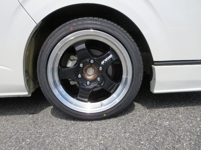 ハイエース (200系) 200系【LT】 200V | 装着ギャラリー | カー