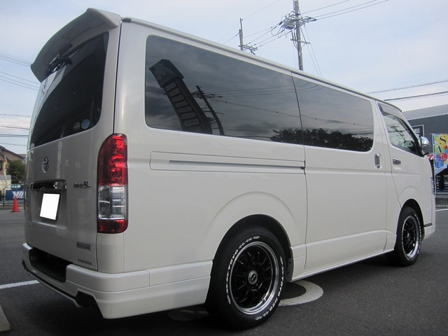 ハイエース (200系) 200系【LT】 200V | 装着ギャラリー | カー