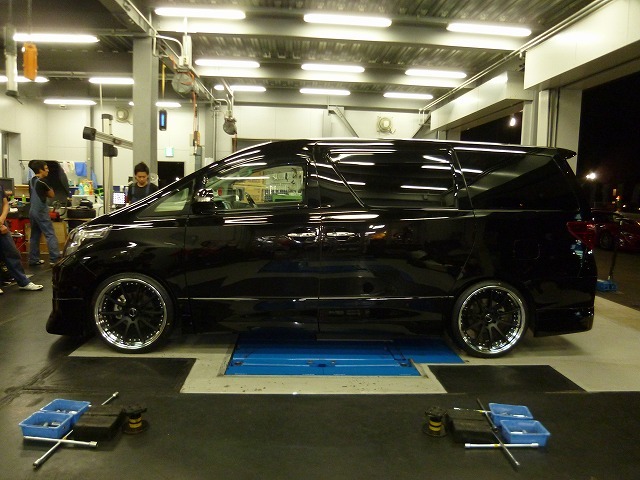 アルファード 20系 DBA-GGH20W(20系) | 装着ギャラリー | カーポート