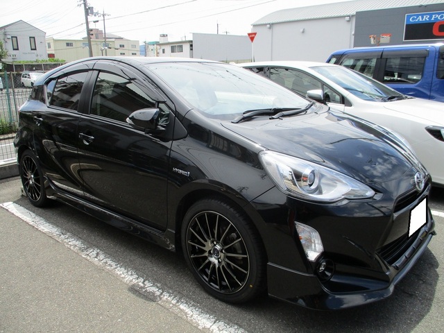 トヨタ アクア ウェッズ レオニス ナヴィア05 装着写真から選んでショッピング カーポートマルゼン公式サイト アルミホイールとタイヤの専門店