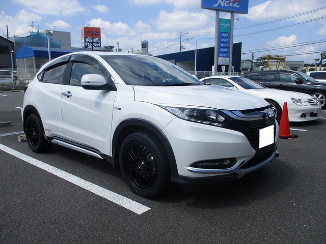 ホンダ ヴェゼル ハイブリッド エンケイ Rp F 1 18インチ 7 5j マットブラック 装着ギャラリー カーポートマルゼン アルミホイールとタイヤの専門店