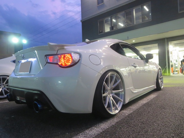 86 ZN6 DBA-ZN6 | 装着ギャラリー | カーポートマルゼン