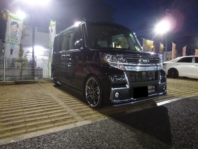 タントカスタムLA600S LA610S ヘッドライト 右側インナブラック タントカスタムLA600S LA610S ヘッドライト 右側インナブラック