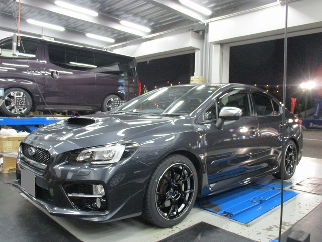 スバル Wrx S4 平成26年8月 型式 Dba Vag 2 0 Gt アイサイト 2 0gt S アイサイト 冬タイヤ17in推奨 駆動方式 4wd タナベ Ssr Gt X02 装着写真から選んでショッピング カーポートマルゼン公式サイト アルミホイールとタイヤの専門店