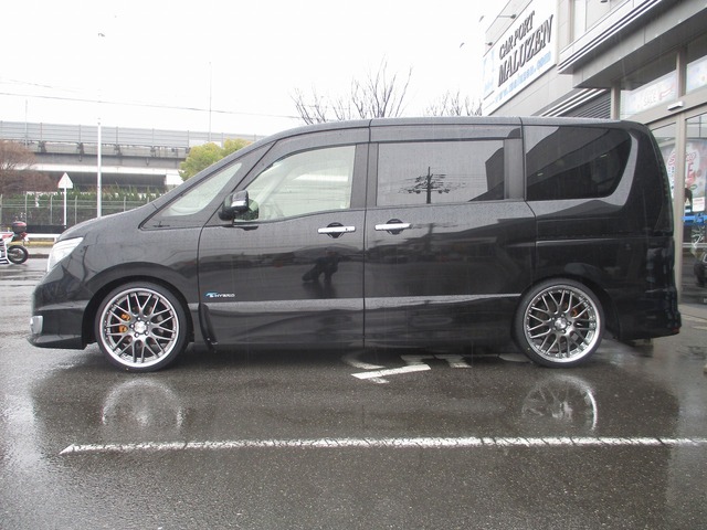 セレナ C26系 HFC/C26(26系) | 装着ギャラリー | カーポートマルゼン