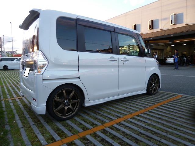 タントカスタム LA600系 LA600S/LA610S | 装着ギャラリー | カーポート