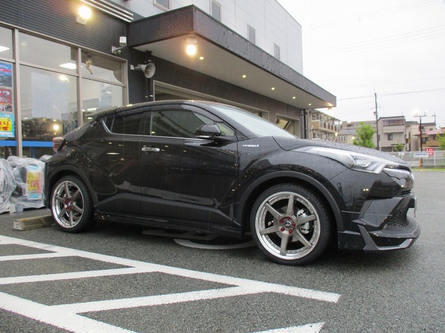 トヨタ C-HR｜ワーク ジースト ST1｜装着写真から選んでショッピング｜カーポートマルゼン公式サイト アルミホイールとタイヤの専門店