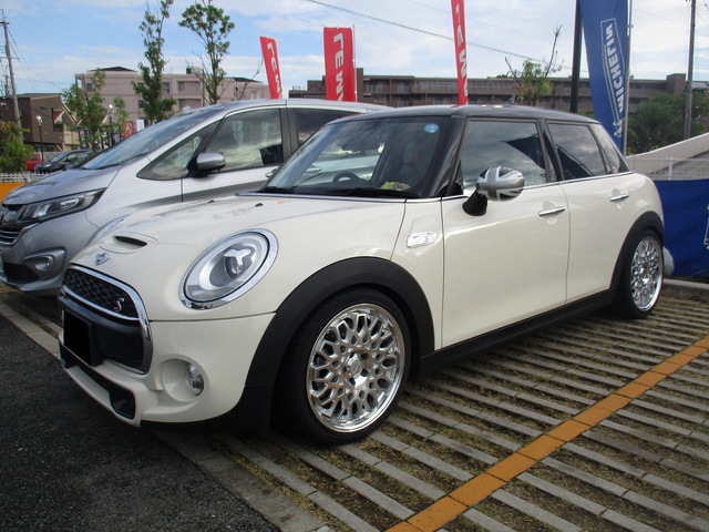 ミニ MINI | シーカー(ワーク) CX(ステップリム) 18インチ(7.5J