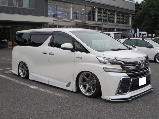 トヨタ ヴェルファイア ハイブリッド 平成27年1月 型式 Daa Ayh30w 30系 ハイブリッド X V Zr エグゼクティブラウンジ 駆動方式 4wd ワーク ジースト St1 装着写真から選んでショッピング カーポートマルゼン公式サイト アルミホイールとタイヤの専門店