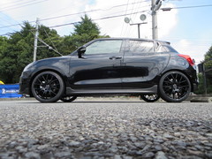 スズキ スイフト レイズ Homura ホムラ 2 7 Plus 装着写真から選んでショッピング カーポートマルゼン公式サイト アルミホイールとタイヤの専門店