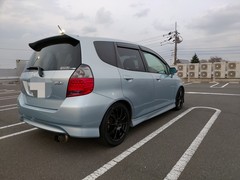 ホンダ フィット 平成13年6月 平成19年9月 型式 Cba Gd3 4 1 5a 2wd 4wd 駆動方式 Aテック シュナイダー スタッグ 装着写真から選んでショッピング カーポートマルゼン公式サイト アルミホイールとタイヤの専門店