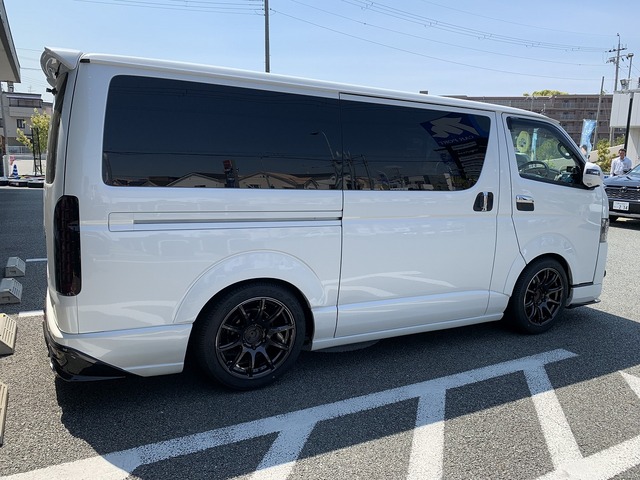 ハイエース20インチ ファブレス ヴァローネLM-9 2P ゴールド 20インチ 【厳選輸入225/35R20