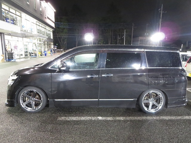 2UPJ-45081578]エルグランド(TE52)バックドア内張り 中古 エルグランド E52系 TE52(52系) | 装着ギャラリー | カーポートマルゼン