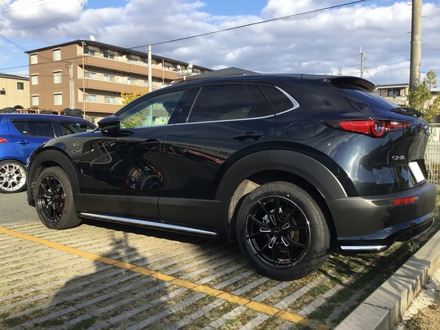 マツダcx-30ホイール 飛躍!! | お知らせ | タイヤセレクト広島観音 | タイヤセレクト
