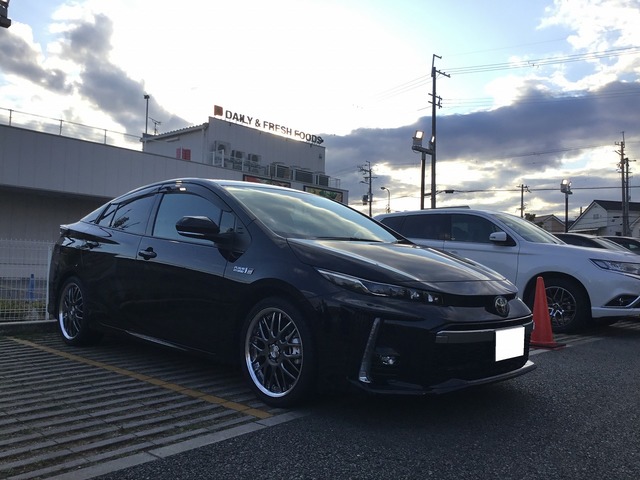 トヨタ プリウスphv ワーク ランベック Lm1 装着写真から選んでショッピング カーポートマルゼン公式サイト アルミホイールとタイヤの専門店 トヨタ プリウスphv ワーク ランベック Lm1 装着写真から選んでショッピング カーポートマルゼン公式サイト アルミホイールとタイヤの専門店