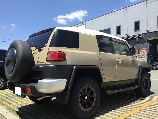 美品FJクルーザーGSJ15W型 2006−2020年ボンネットダクト 6色可選