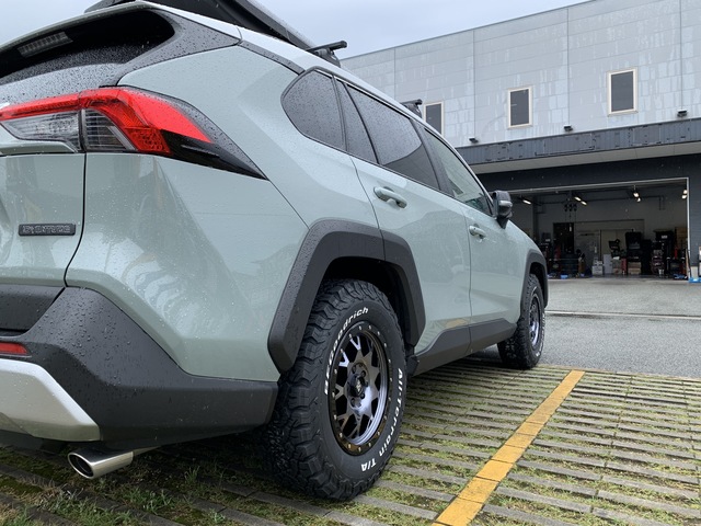 RAV4 50系 MXAA54 | 装着ギャラリー | カーポートマルゼン