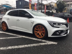 MOMO モモ RF-01 19インチ - メガーヌRS RFB ABA-BBM5P(ルノー) | カー