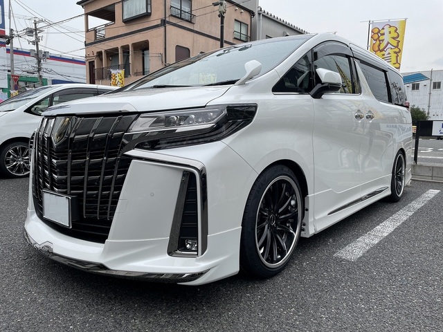 トヨタ アルファード ウェッズ マーベリック 1212f 装着写真から選んでショッピング カーポートマルゼン公式サイト アルミホイールとタイヤの専門店