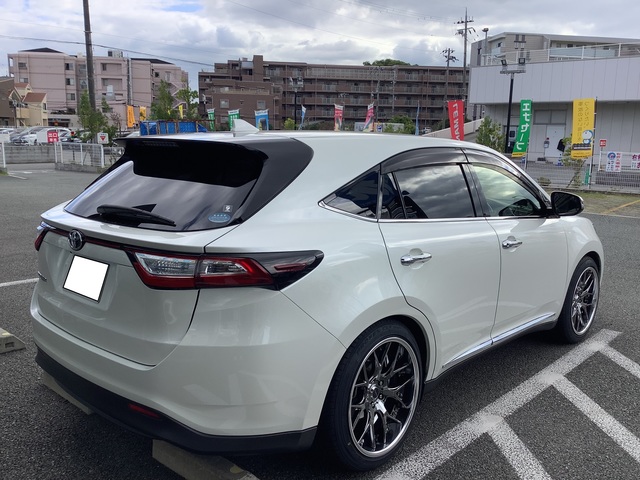 ハリアー 60系 ZSU60W、ASU60W(60系) | 装着ギャラリー | カーポート