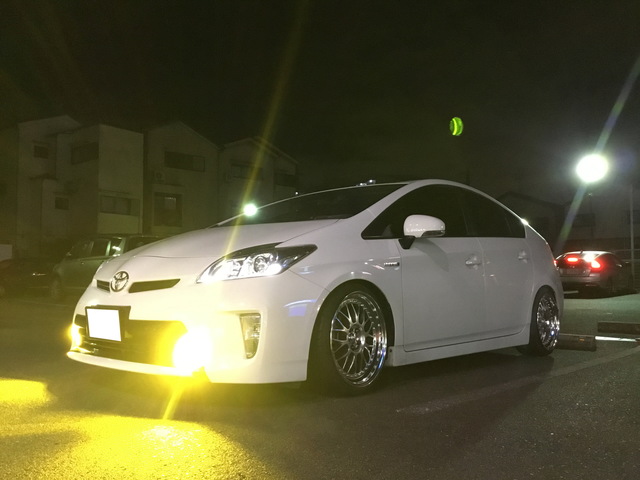 プリウス 30系 ZVW30 | 装着ギャラリー | カーポートマルゼン