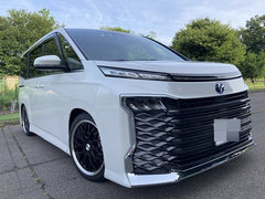 トヨタ 令和4年1月～ 型式:ZWR90W ハイブリッド車(2WD) 駆動方式:2WD