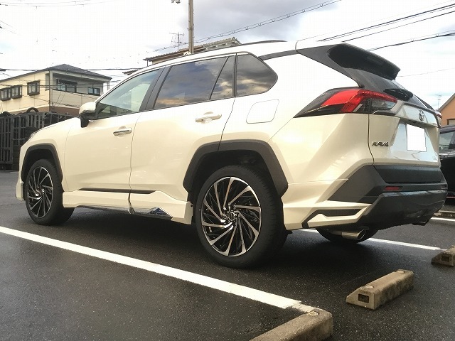 axa✕4 RAV4 50系 AXAH54 | 装着ギャラリー | カーポートマルゼン