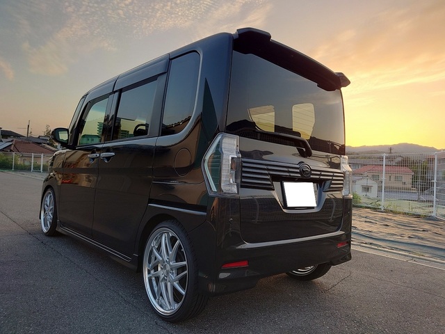 タントカスタム LA600系 LA600S/LA610S | 装着ギャラリー | カーポート