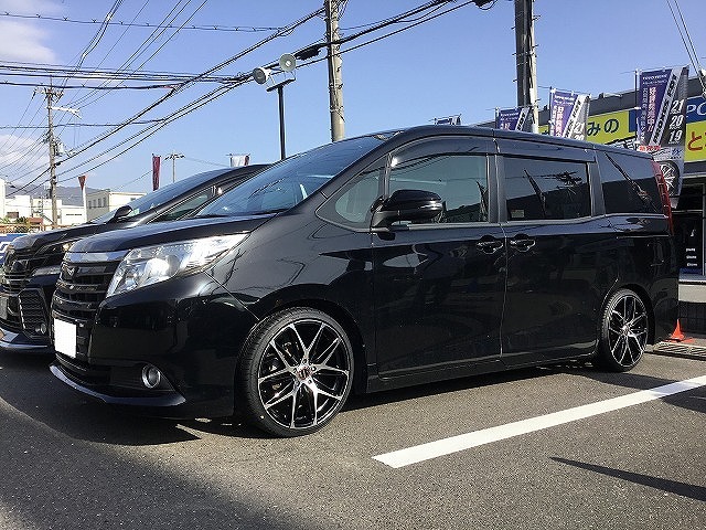 ZRR80 ZRR85 ZWR80 ノア ヴォクシー エスクァイア スタンダード系 リア