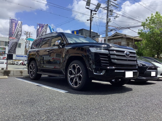 ランドクルーザー 300系 FJA300W | 装着ギャラリー | カーポートマルゼン