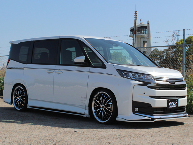 ノア(NOAH) 90系 MZRA90W | 装着ギャラリー | カーポートマルゼン