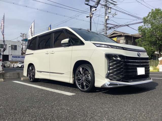 SOREX （ソレックス） ノア・ＶＯＸＹ　（ZWR90W）Maru ヴォクシー(VOXY) 90系 ZWR90W | 装着ギャラリー | カーポート
