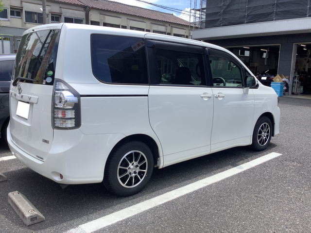 ZRR70G ボクシー ヴォクシー 左フロントフェンダーパネル 53802 トヨタ ヴォクシー 70 ZRR70W ZRR75W ZRR70G ZRR75G 純正 左 フロント