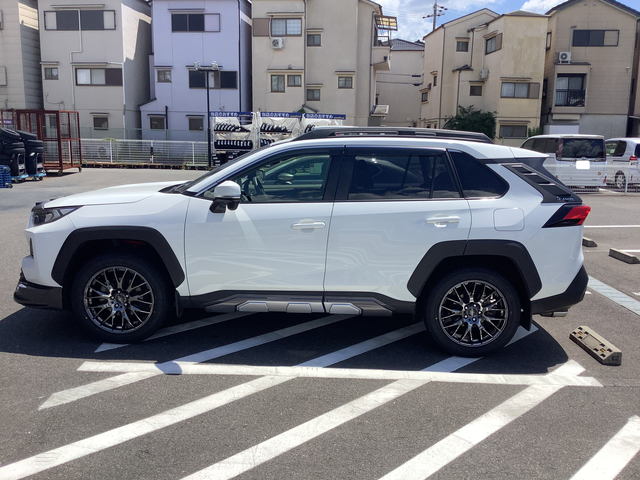 RAV4 50系 MXAA54 | 装着ギャラリー | カーポートマルゼン