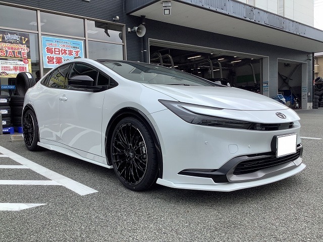 プリウス 60系 MXWH61 | 装着ギャラリー | カーポートマルゼン