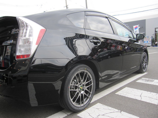 ZVW30プリウス プリウス 30系 ZVW30 | 装着ギャラリー | カーポートマルゼン